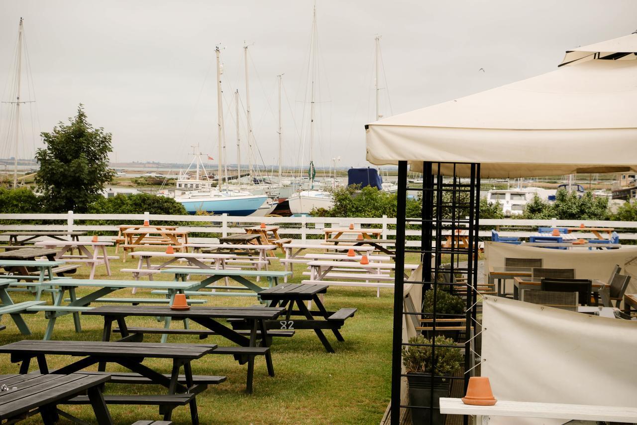 The Victory At Mersea West Mersea Exterior foto