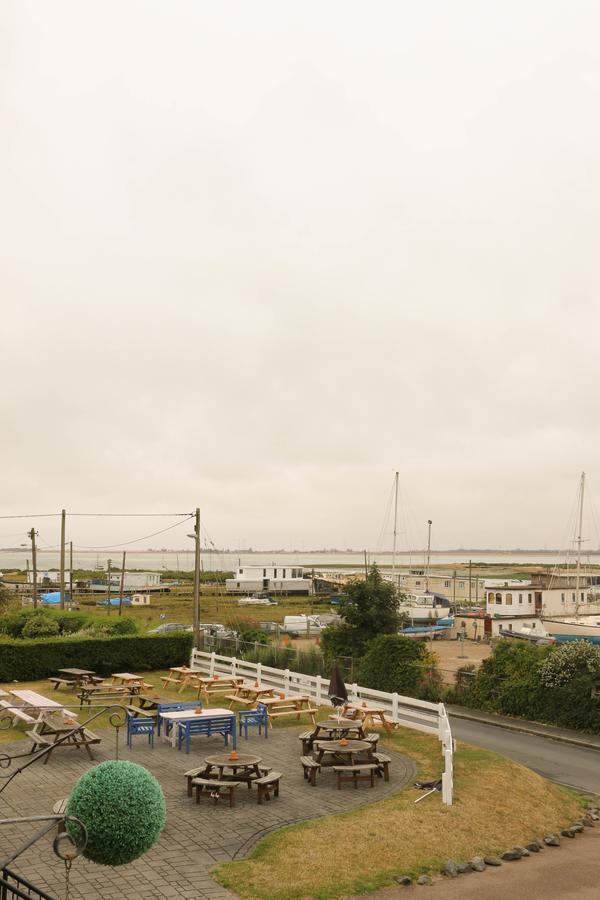 The Victory At Mersea West Mersea Exterior foto